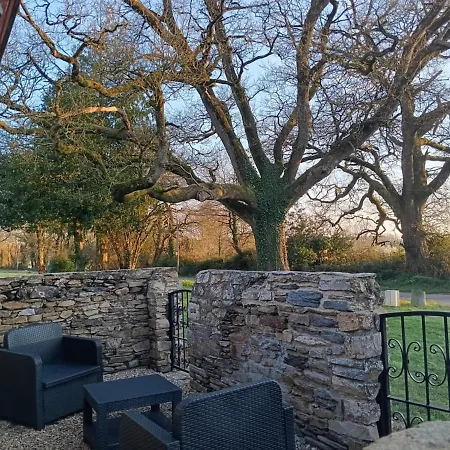 Les 3 Petits Porcelets Casa de Férias Missillac