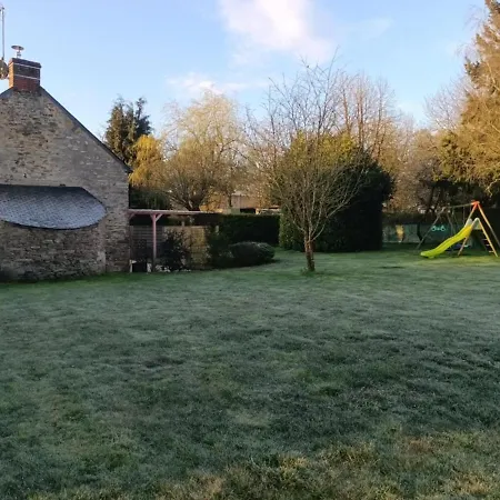Holiday home Gite Les 3 Petits Porcelets
